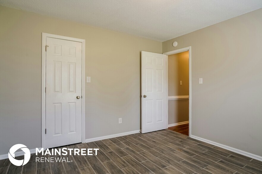 Building Photo - 200 Alfalfa Ct