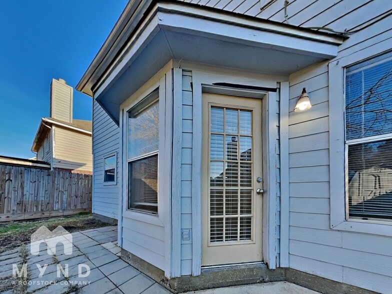 Building Photo - 2530 Chestnut Mills Rd