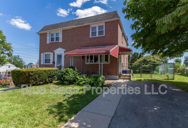 Primary Photo - 202 Davis Ave