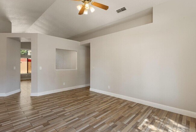 Building Photo - 7529 Ryland Ct