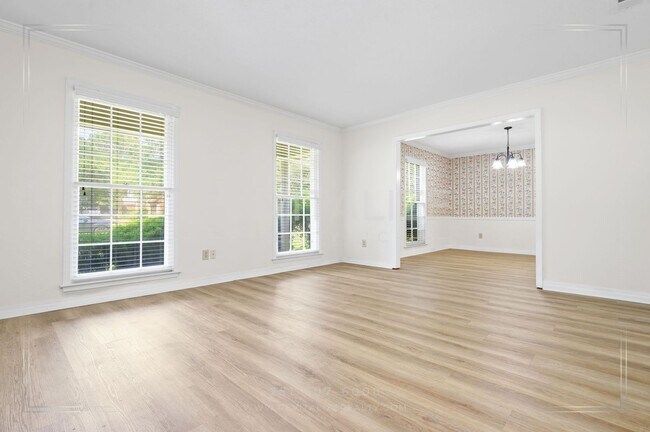 Building Photo - Spacious 4BR/2.5BA West Mobile Home – Room to Grow in a Convenient Location!