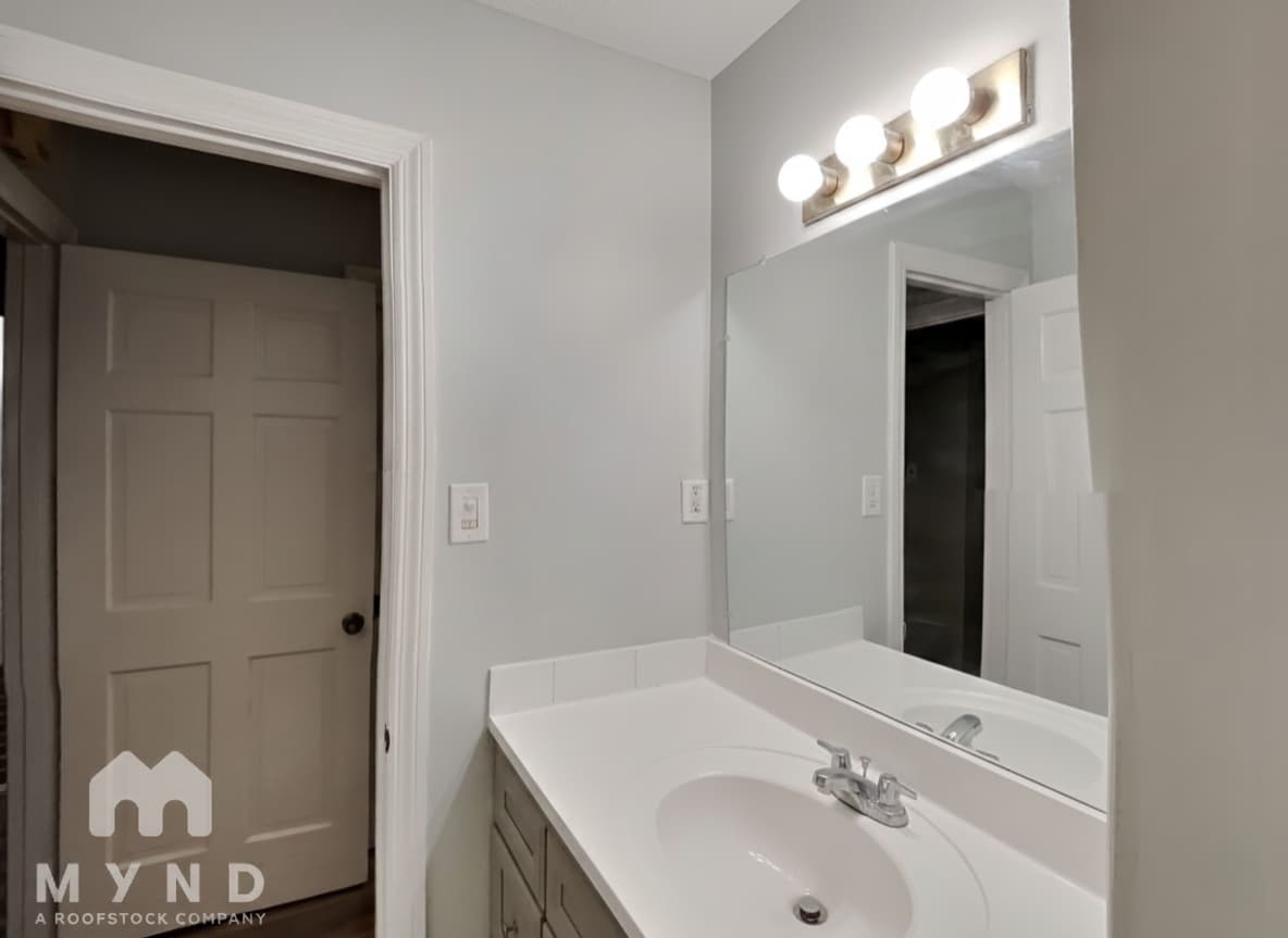 Building Photo - 3655 Old Brownsville Rd