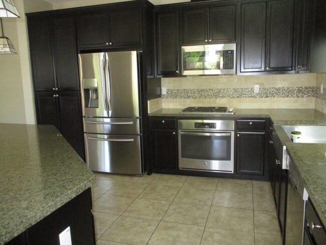 Building Photo - 381 Windsong Way