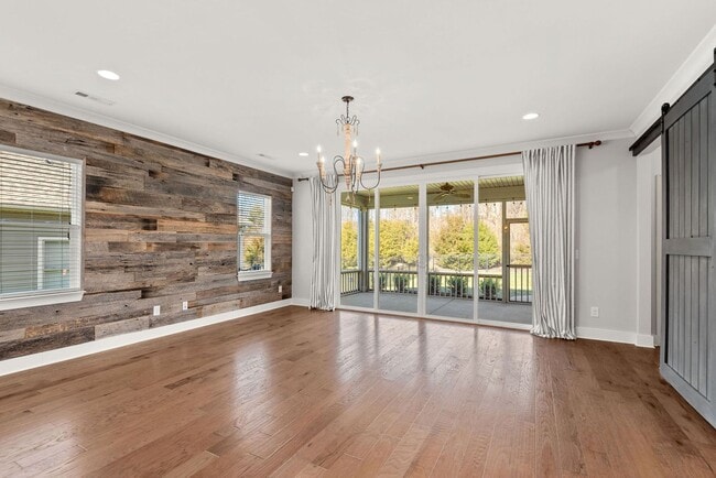 Building Photo - Former Model Home in the highly coveted Jackson Hills subdivision!