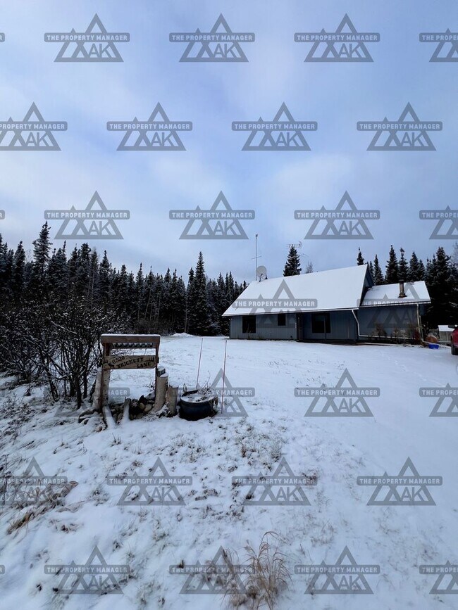 Building Photo - Spacious 3BR, 2.5BA Home off Chena Hot Springs Rd with Yard, Deck & Greenhouse