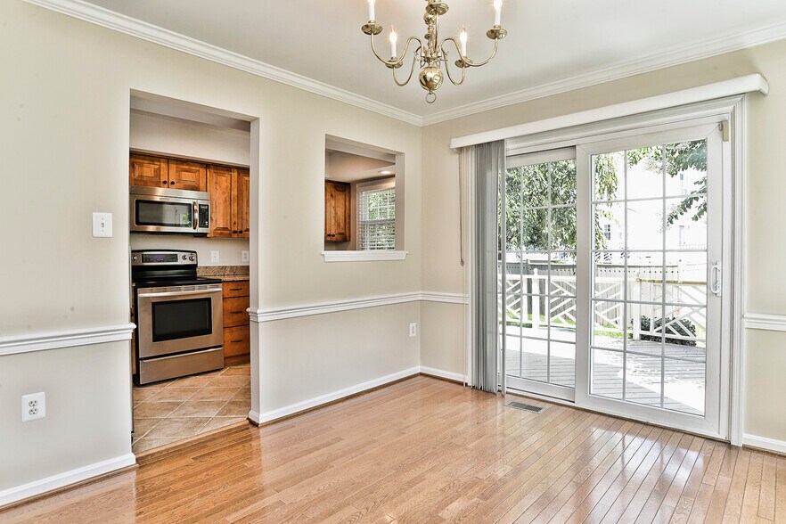 Building Photo - 12817 Mill Brook Ct