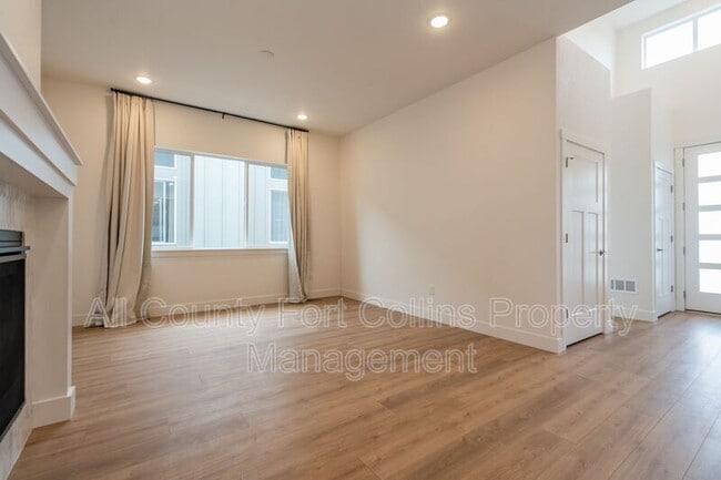 Building Photo - 5967 Rendezvous Pkwy
