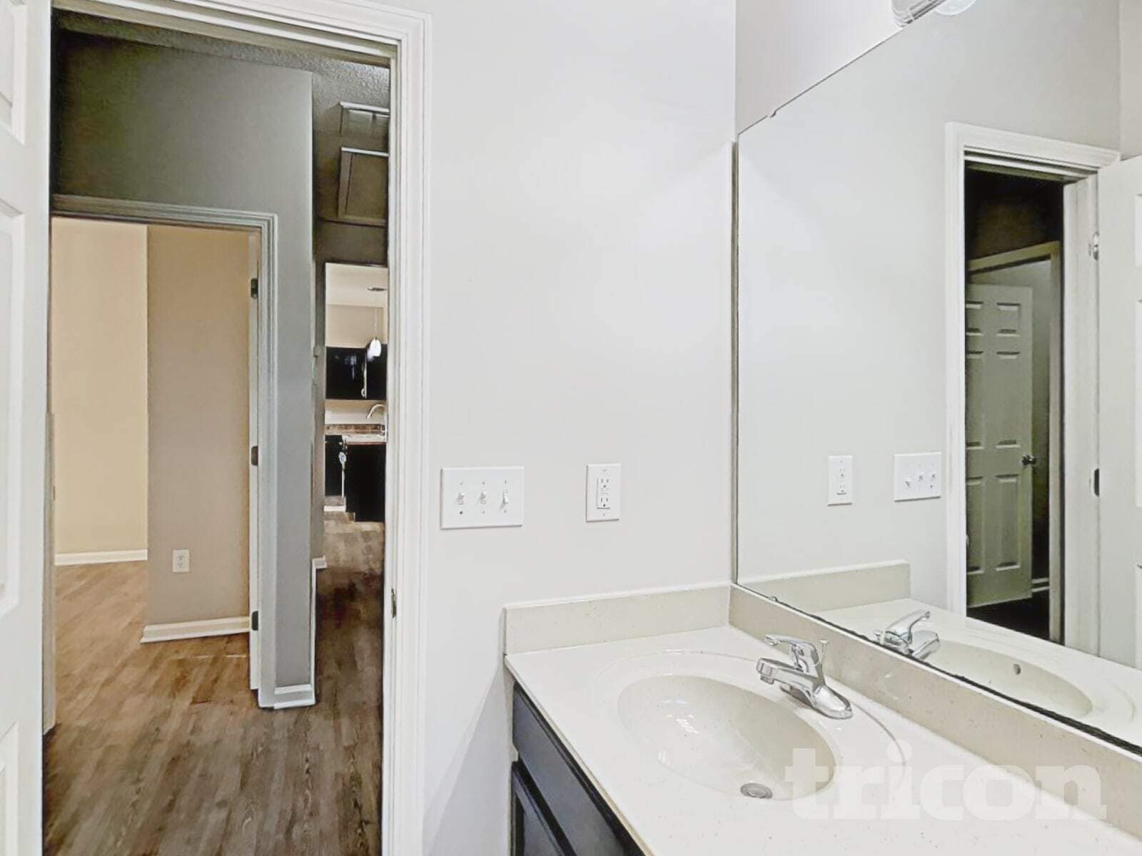 Building Photo - 871 Anchor Way NE