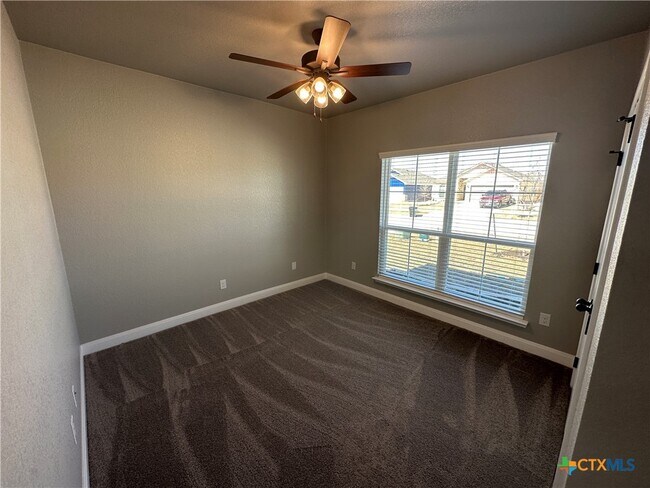 Building Photo - 1423 Curlew Ln