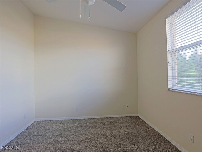 Building Photo - 4133 Bellasol Cir