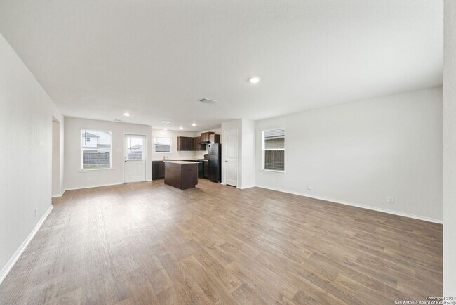 Building Photo - 6536 Dynamic Sound