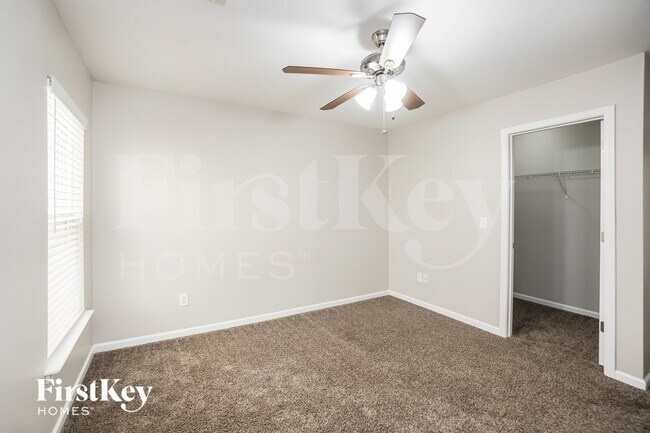 Building Photo - 123 Salt Meadow Ln