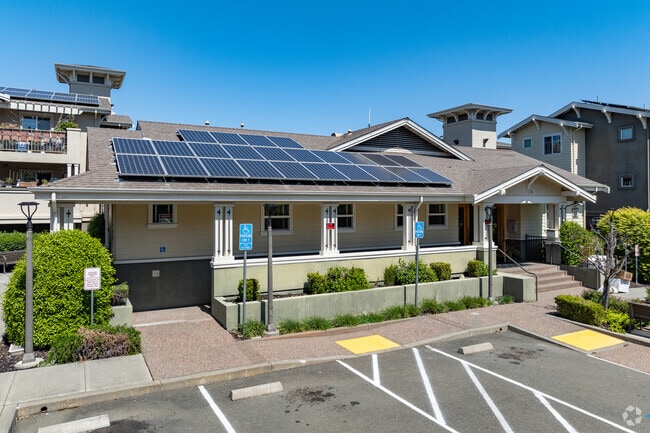 Clubhouse - San Clemente Place