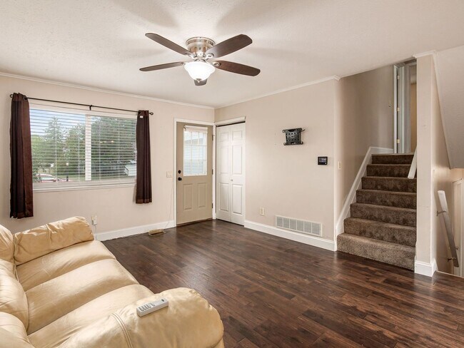 Building Photo - 3 Bedroom 1.5 Bath Single Family Home - Hilliard, OH