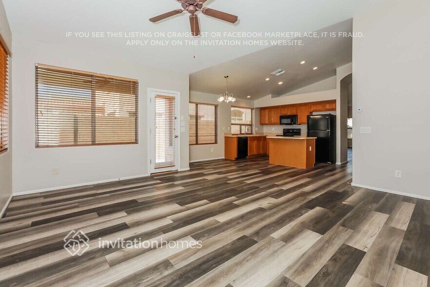 Building Photo - 4319 E Amarillo Dr
