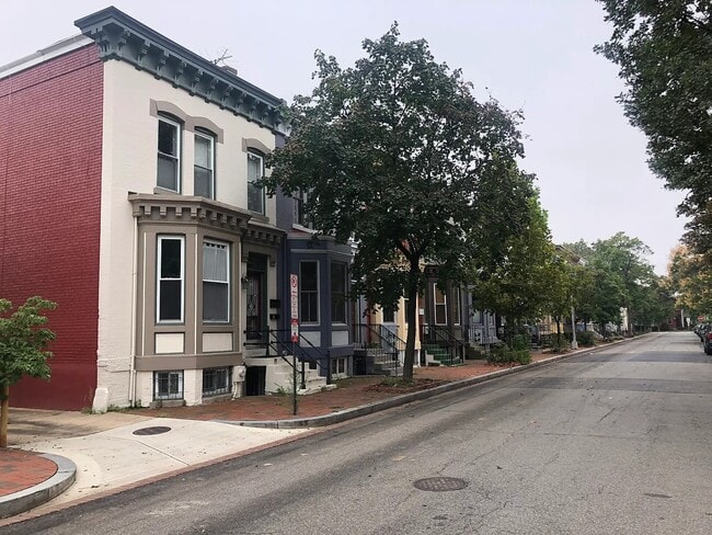 Building Photo - 1708 9th St NW