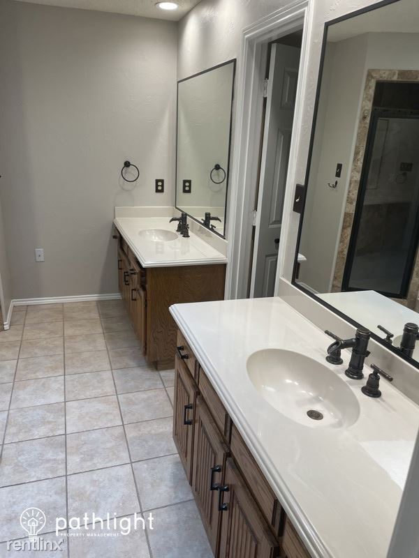 Building Photo - 4 br, 3 bath House - 3706 Waycross Ct UNIT