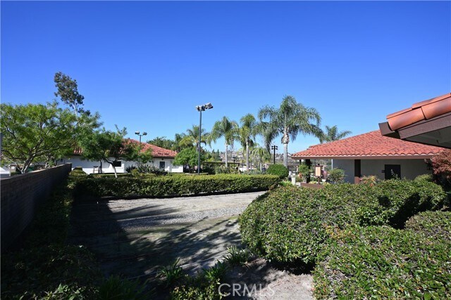 Building Photo - 28132 Via Chocano