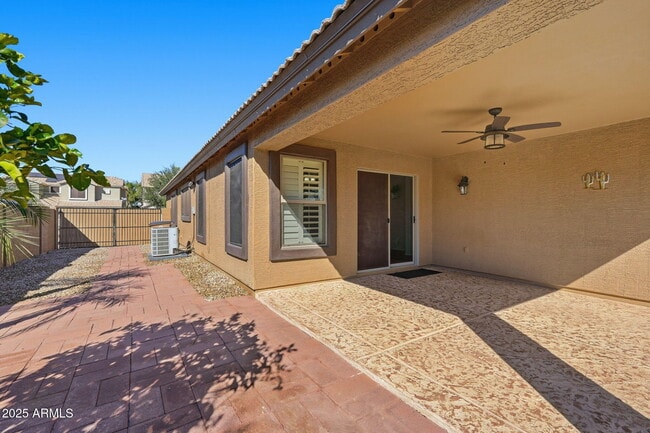 Building Photo - 21663 E Via Del Rancho Rd