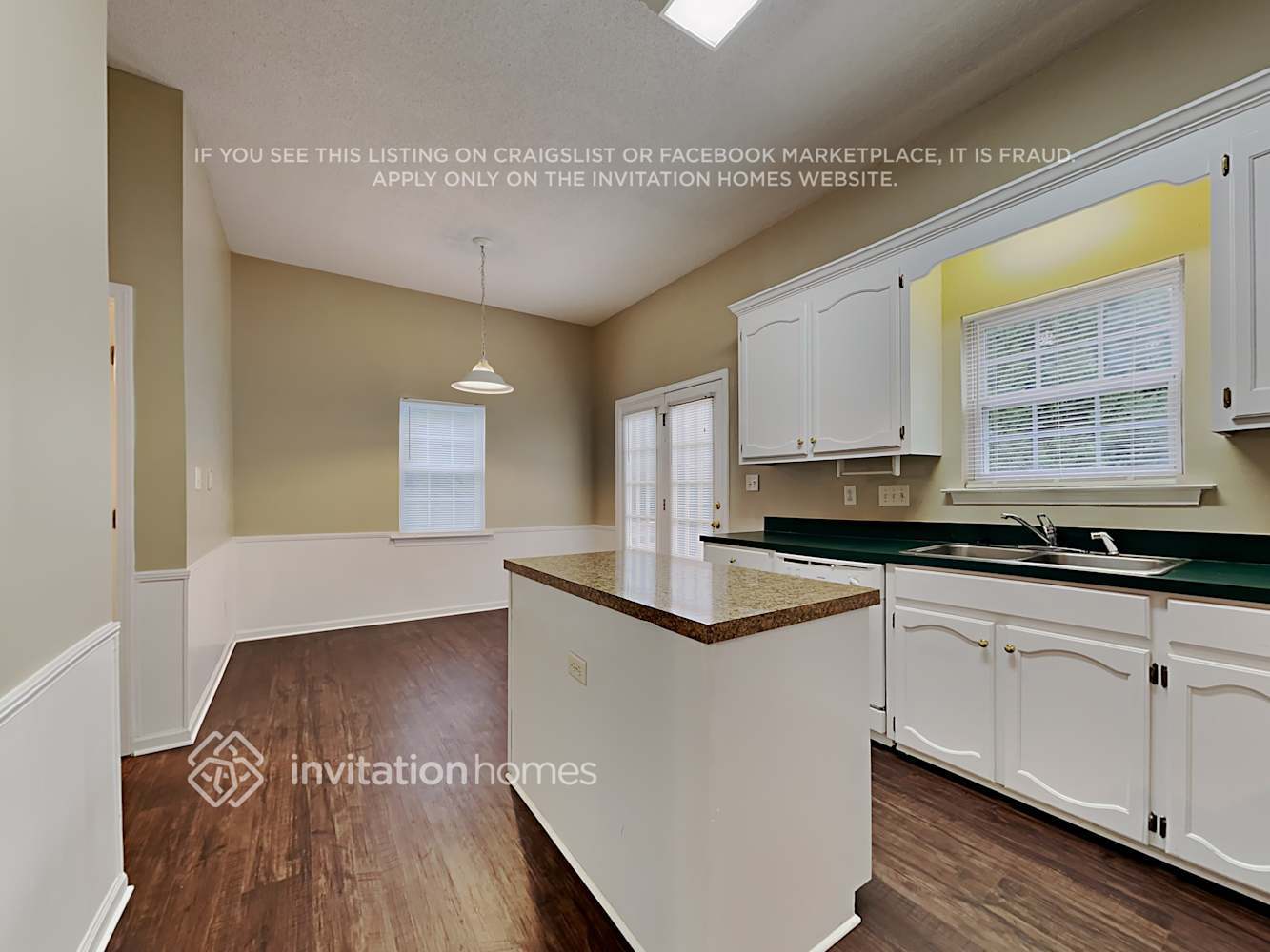 Building Photo - 145 Silver Birch Ln