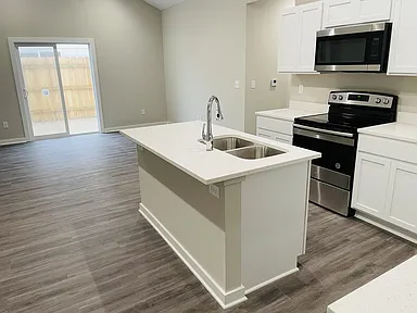 Building Photo - 12020 Fontana Cir