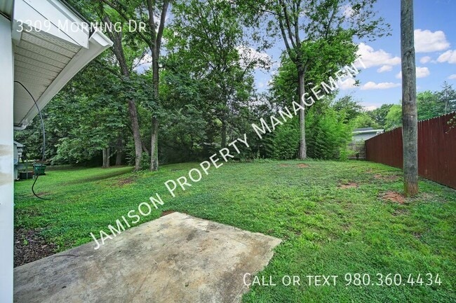 Building Photo - 3309 Morning Dr