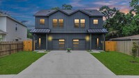 Building Photo - 5017 Rapido Rd