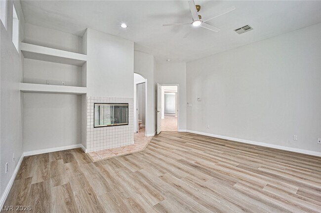 Building Photo - 8052 Marbella Cir