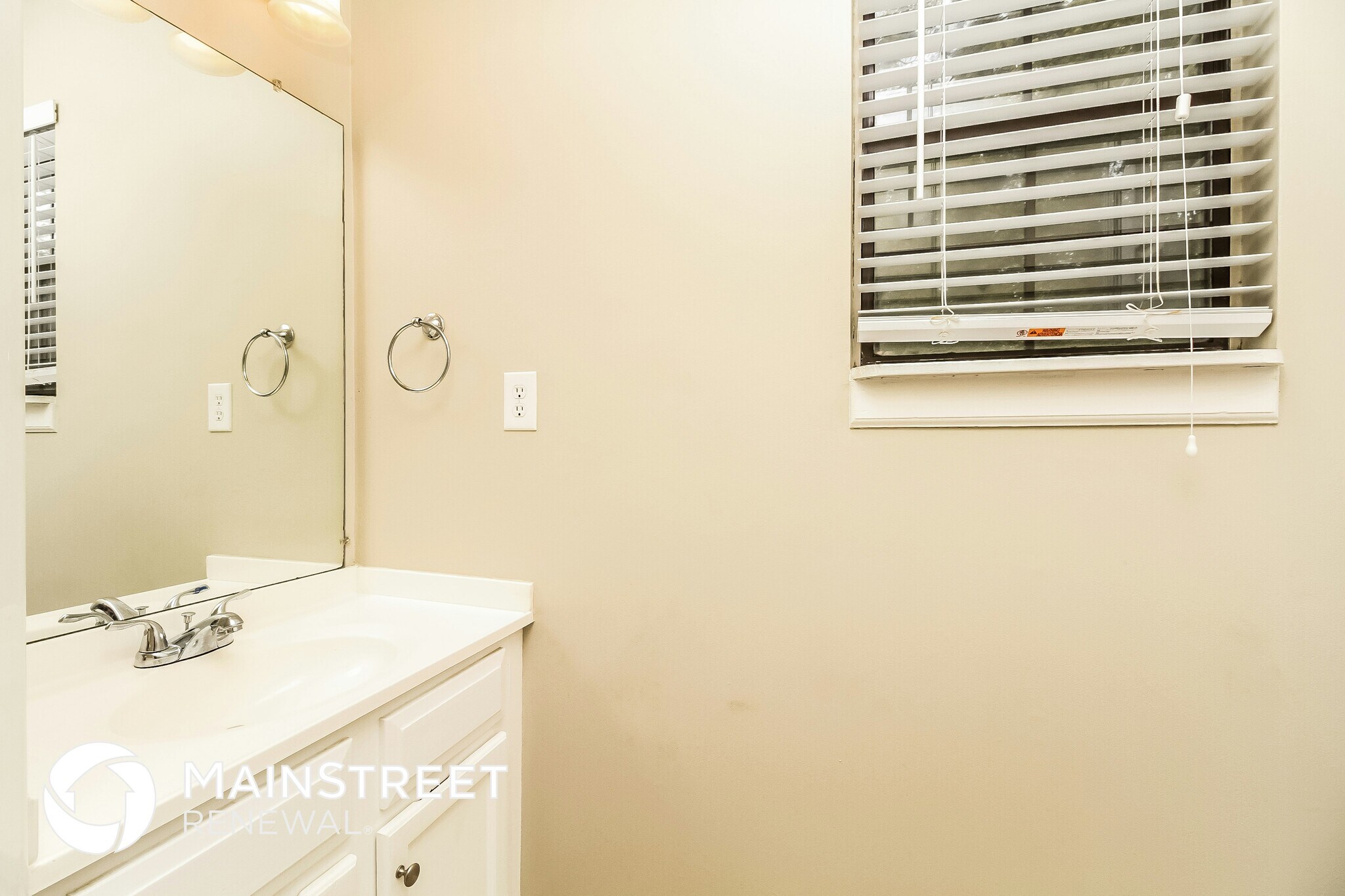 Building Photo - 705 Kathy Cir