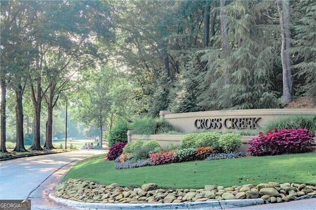 Building Photo - 75 Montre Square NW