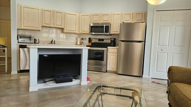 Building Photo - 9903 Perfect Dr