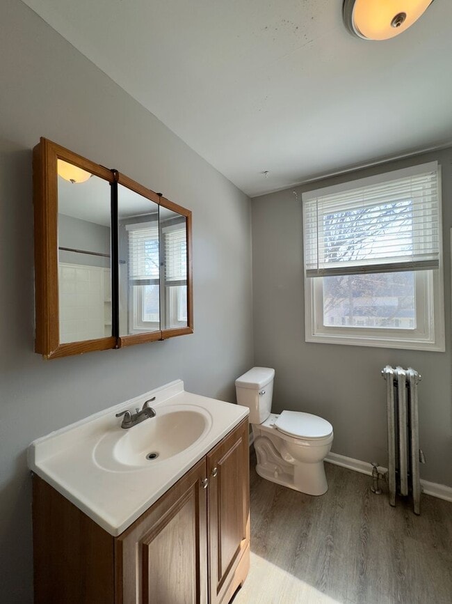 Building Photo - Charming 3 Bedroom/ 1 Bathroom Home in Dundalk, MD!