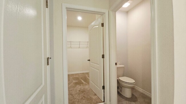 Building Photo - 3639 Scarlet Oak Dr