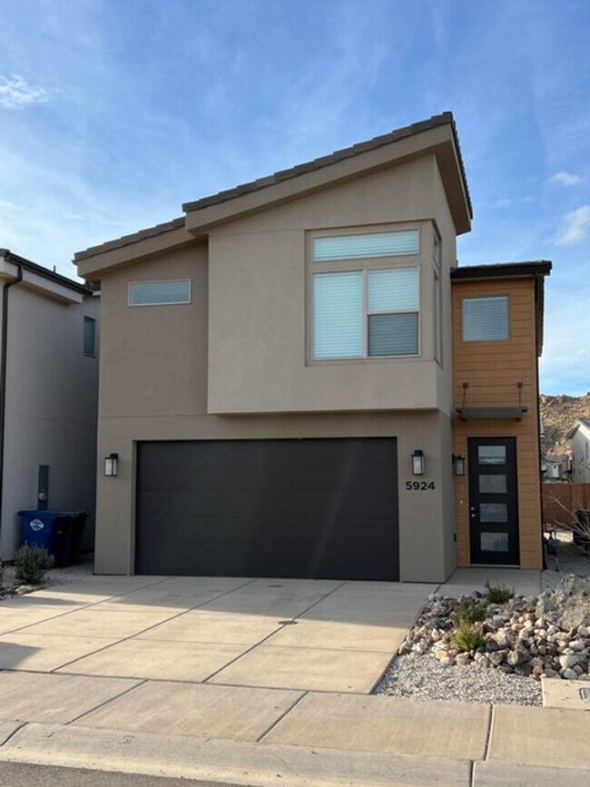 Building Photo - 5924 Aragorn Ln