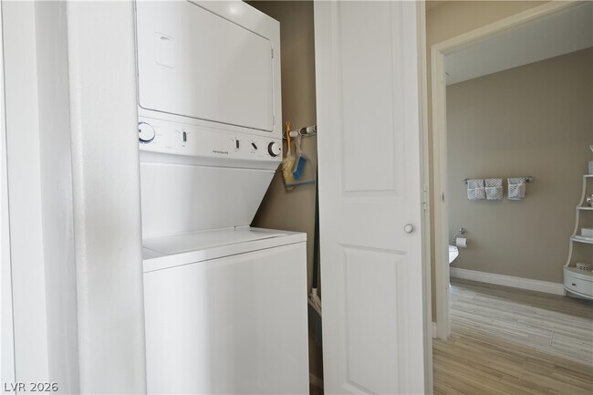 Building Photo - 8255 S Las Vegas Blvd