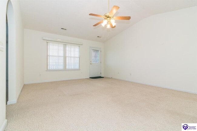 Building Photo - 318 Emmaus Cir