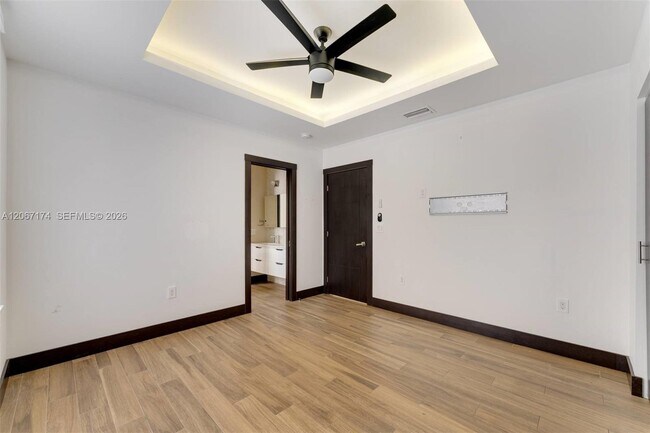 Building Photo - 15315 SW 84th Ave