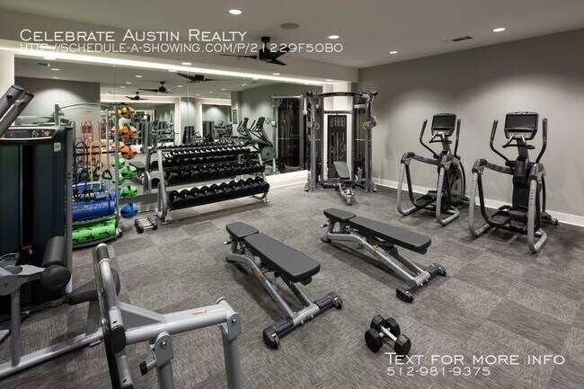 Building Photo - Alexan East 6th