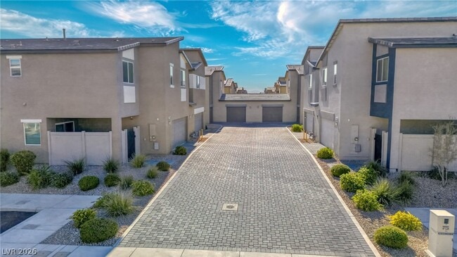 Building Photo - 7476 Onyx Star St