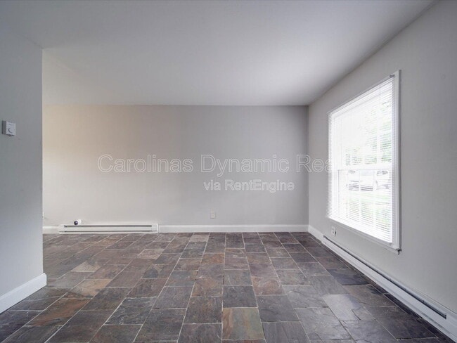 Building Photo - 325 S Gardner Ave