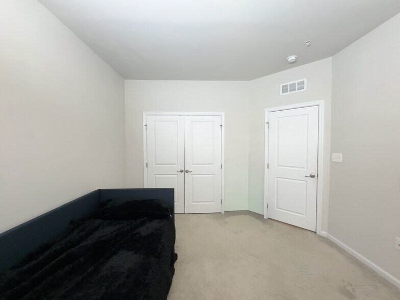 Building Photo - 3326 Tribune Ct