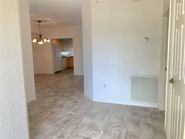 Building Photo - 200 Harbor Walk Dr