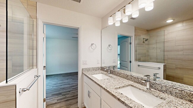 Building Photo - Stunning 3/2 Home in Palm Bay