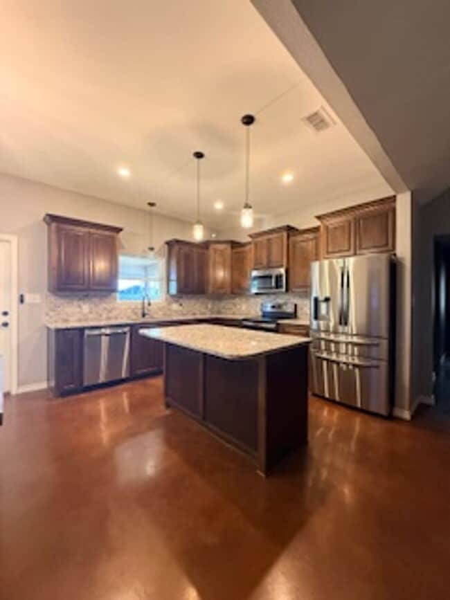 Building Photo - March availability!  3/2/2