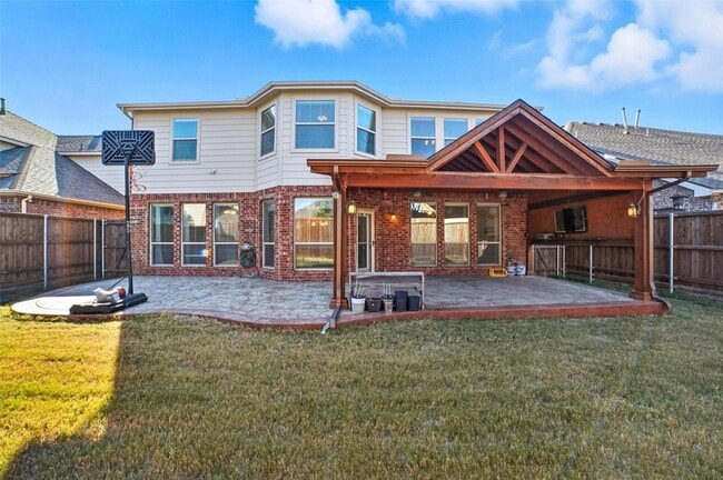 Building Photo - 1205 Dripping Springs Ln