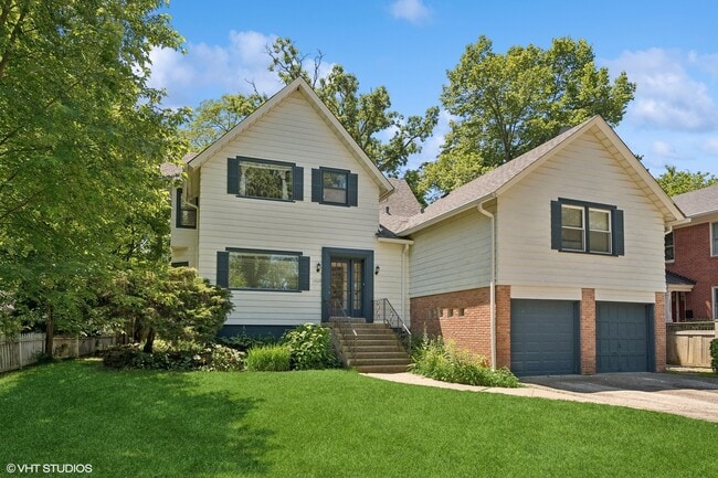 Primary Photo - 1029 Linden Ave