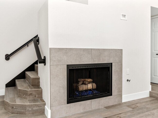 Building Photo - Rancho Del Oro Home