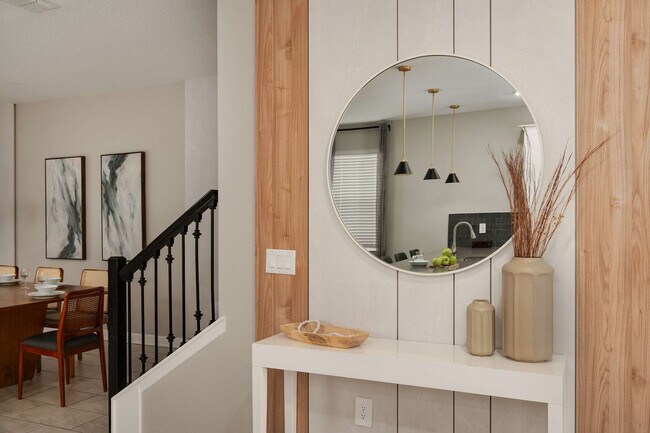 Building Photo - 9052 Sommerset Hills Dr