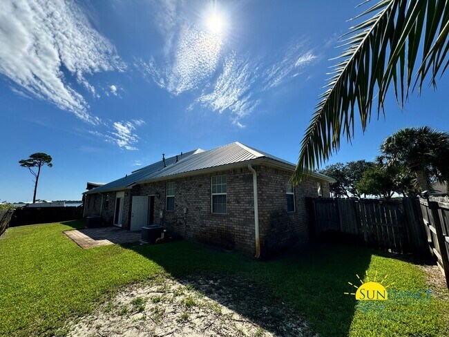 Building Photo - Welcome to Your Dream Waterfront Home!