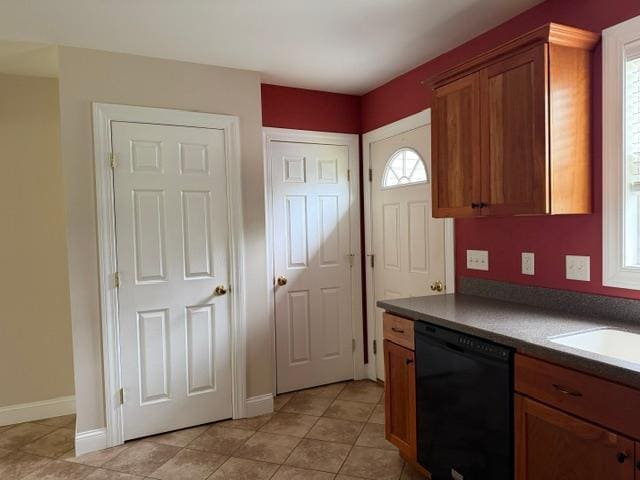 Kitchen - 16 Pinnacle Dr